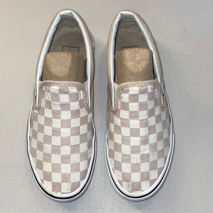 Checkered Vans in Beige